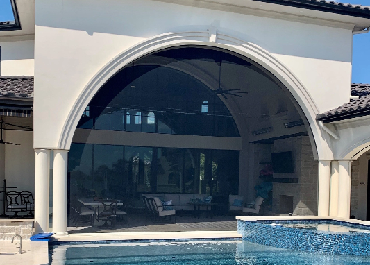 retractable motorized screen